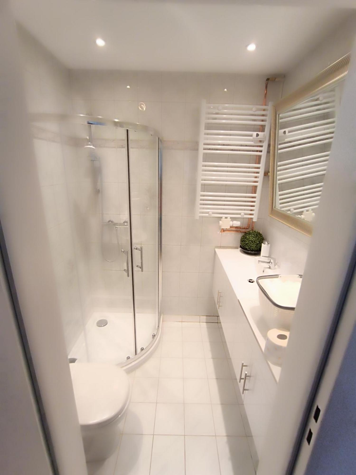 Ferienwohnung-Montagewohnung 3 Bad Driburg Eksteriør billede
