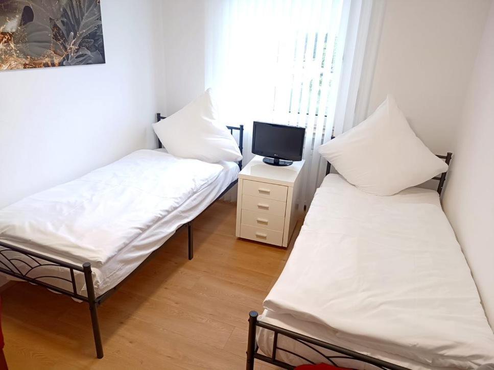 Ferienwohnung-Montagewohnung 3 Bad Driburg Eksteriør billede